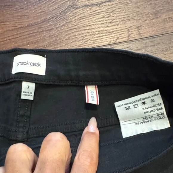 Sneak Peek Black Fringed straight leg Jeans, very soft. - Picture 8 of 10